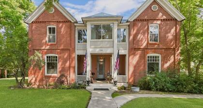 Valley House B and B Huntsville Entire Home Bookings