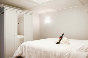 2 chambres, fer et planche à repasser, Wi-Fi gratuit
