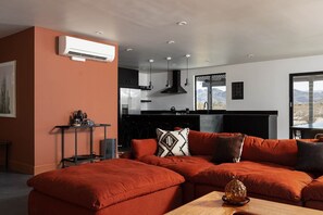 TV, stereo, offices