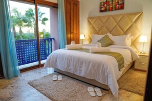 Deluxe Villa, Pool View