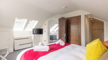 Deluxe Cottage | 2 bedrooms, premium bedding, free WiFi, bed sheets