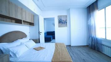 2 bedrooms, iron/ironing board, free WiFi, bed sheets
