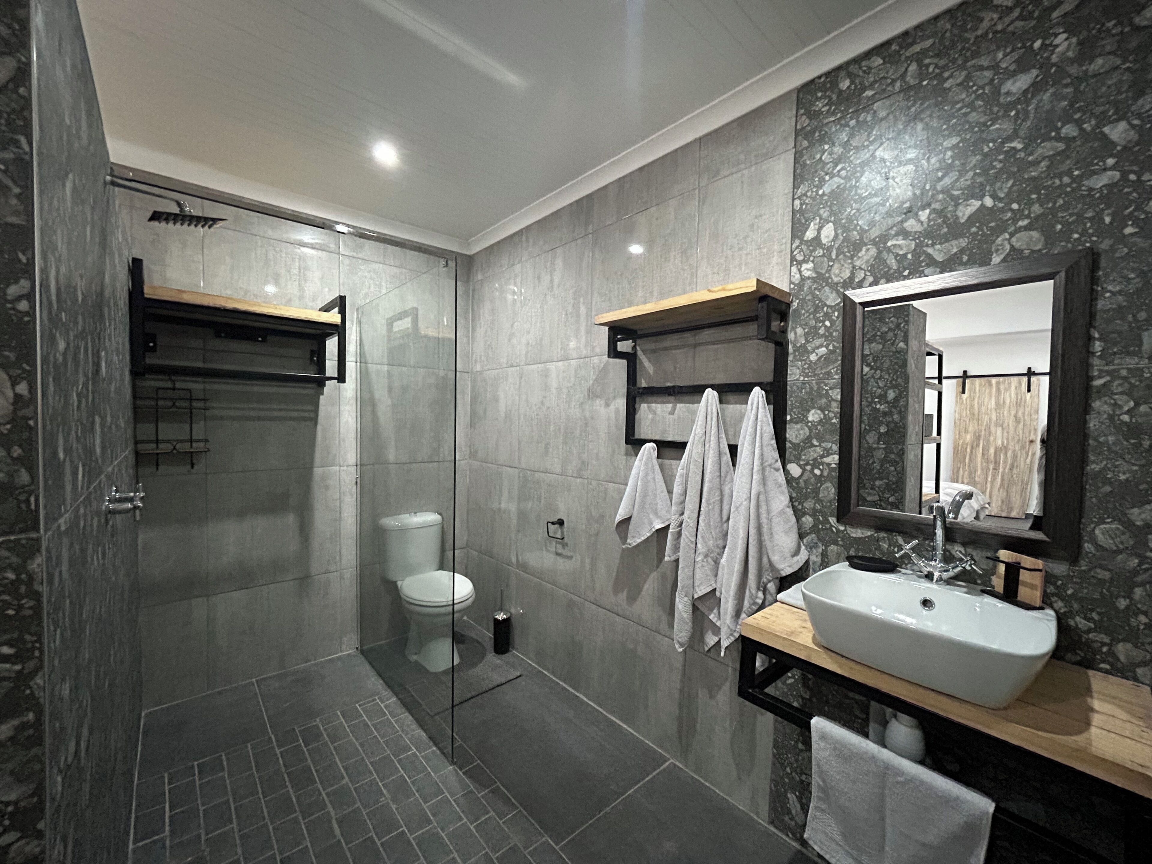 Douche, serviettes fournies