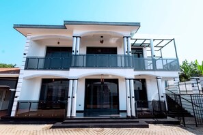 Exterior - Apex House Kigali (Kigali)
