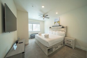 2 Schlafzimmer, Bügeleisen/Bügelbrett, WLAN, Bettwäsche