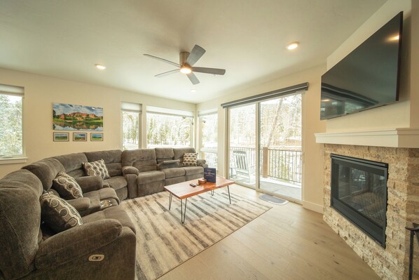 Téléviseur connecté, foyer