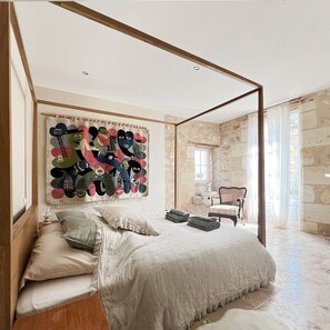 2 chambres, fer et planche à repasser, Wi-Fi, draps fournis