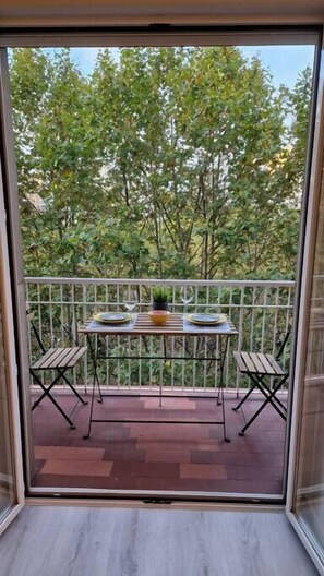Outdoor dining - Spectacular apartment with excellent location (Madrid)