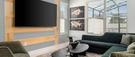 Télévision, jeux vidéo, baby-foot, espaces bureaux