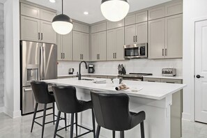 Fridge, microwave, oven, stovetop - Molly's Mine | Epic Home w/ Treasure Mine Themed BR, PVT Pool - Near Top Parks (Orlando)