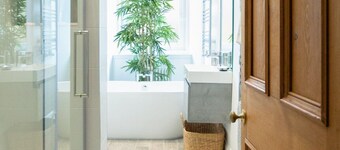 Stylish West End Apartment in Glasgow