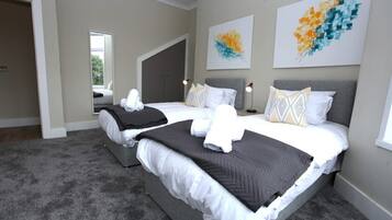 3 dormitorios, tabla de planchar con plancha, wifi y ropa de cama