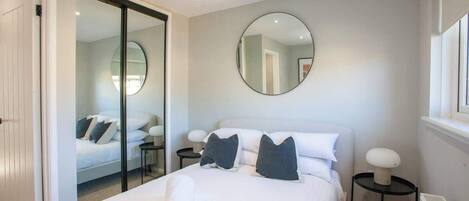 2 chambres, fer et planche Ă repasser, lit parapluie, Wi-Fi