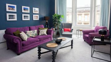 Televisión, oficina