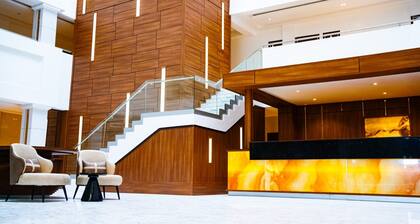 Summit Hotel and Apartments VGC