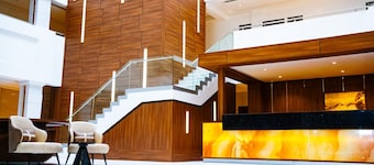 Summit Hotel and Apartments VGC