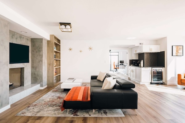 Living area *Fireplace is non-operational and not available for guest use*