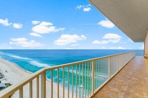 Property grounds - Wrap Around Views from this Luxurious Condo (Panama City Beach)