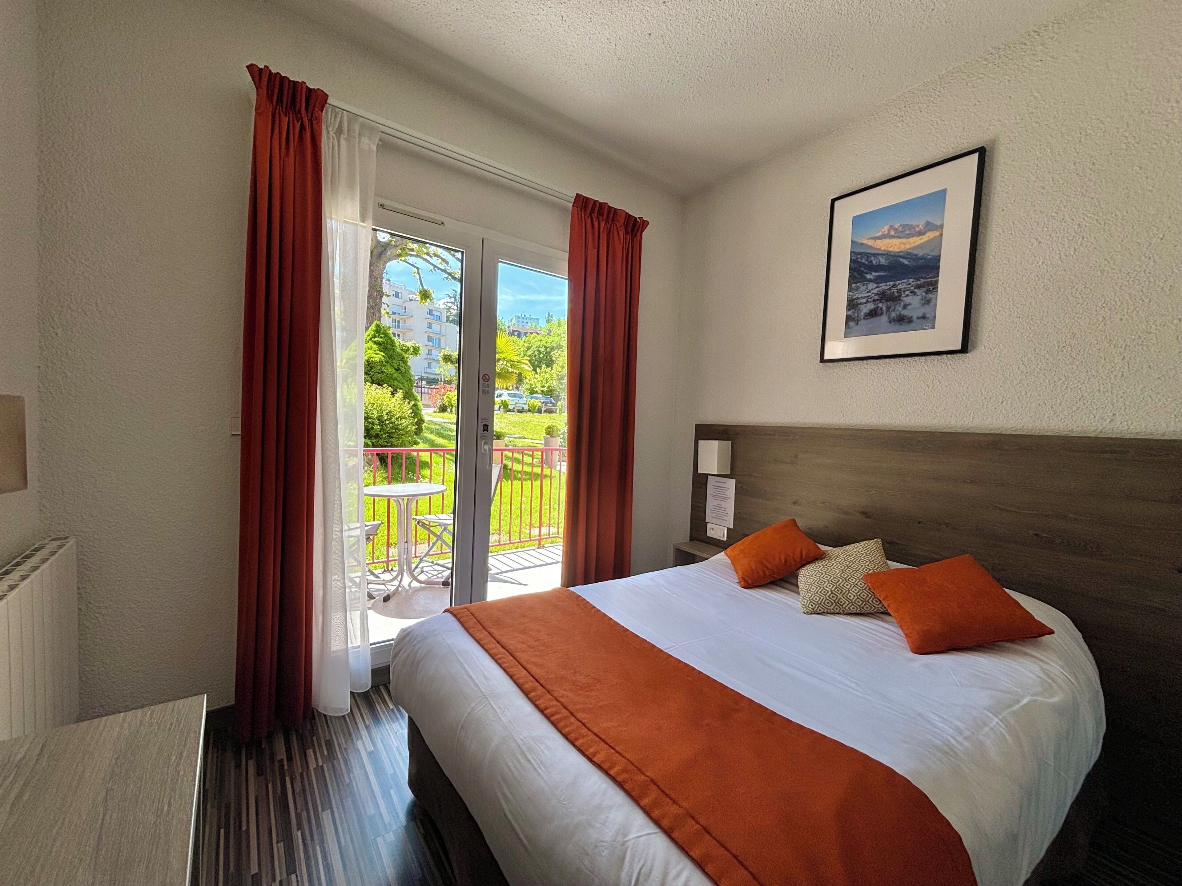 Chambre Double Confort | Terrasse/Patio