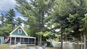 Unclassified image, 4 of 15, button - RUSTIC LAKESIDE COTTAGE. LARGE SANDY BEACH (Sebago)