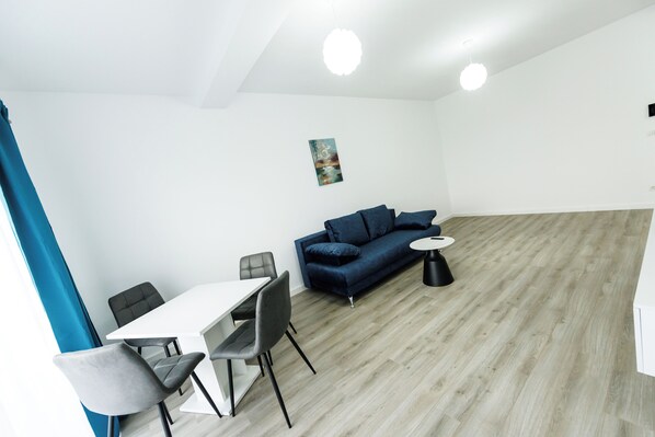 Appartement, balcon | Coin séjour