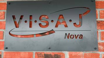 Mặt tiền nơi lưu trú