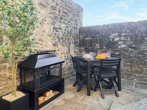 Outdoor dining - 2 bedroom accommodation in Barnard Castle (Barnard Castle)