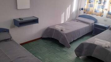 Habitación triple | Wifi gratis