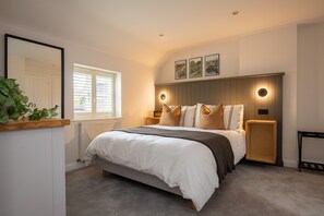 2 soverom, strykejern/-brett, reiseseng for barn og wi-fi