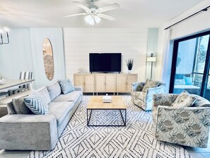 スマートテレビ、書斎 / ワークスペース