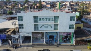 Front of property - Hotel Real Santa Rosa (Morelia)