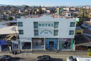 Front of property - Hotel Real Santa Rosa (Morelia)