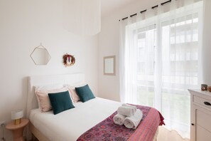 2 chambres, fer et planche à repasser, Wi-Fi gratuit, draps fournis