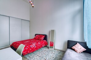 1 bedroom, iron/ironing board, free WiFi, bed sheets