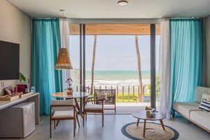 Villa Oceá | Pillowtop beds, minibar, in-room safe, individually decorated