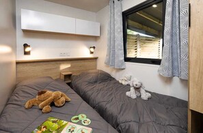 3 室のベッドルーム、WiFi