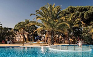 Piscine couverte