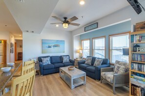 Smart-TV, DVD-Player, Stereoanlage