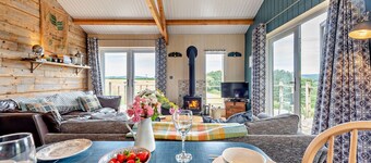 Apple Shack - One Bedroom House, Sleeps 2