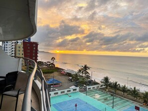 Property grounds - APARTMENT SEA VIEW RESORT FONTAINEBLEAU TONSUPA, SWIMMING POOLS PRIVATE BEACH (Tonsupa)
