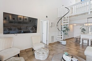 Smart TV - 🐬Outdoor Pool! | Gulf Front Condo | Lei Lani 703🐬 (Orange Beach)