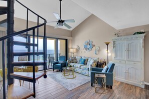 Smart TV - 🌞Gulf Front Views | Fab Amenities | Pool | Lei Lani 706🌞 (Orange Beach)