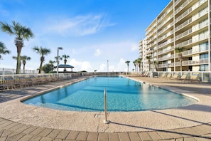 A heated pool - 🌊Gulf Front with Gorgeous Views | Seaside Beach & Racquet Club 1315🌊 (Orange Beach)