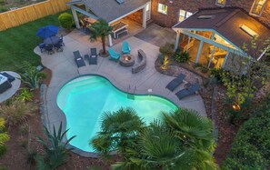 Pool - The Raleigh Resort House w/ pool+hot tub+ game room (raleigh)