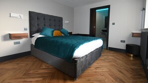 Room - Luxury 2 bedroom-Fully Accessible ground floor property. Norfolk, Attleborough. (Attleborough)