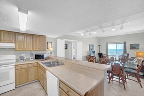 Fridge, microwave, oven, stovetop - 🐬Gulf Front | Outdoor Pool + Great Amenities | Sugar Beach 340🐬 (Orange Beach)