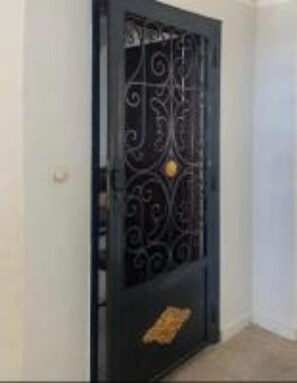 Interior - Adorable piso 8 min Aeropuerto Casablanca WIFI Alta velocidad Parking Gratis
 (ciudad Deroua)