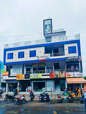 Exterior - hotel basurivala  (Bhopal)