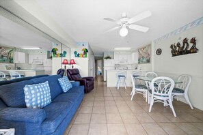 Smart TV - 🌴Gulf Front with Gorgeous Views | Great Amenities | Tradewinds 903🌴 (Orange Beach)
