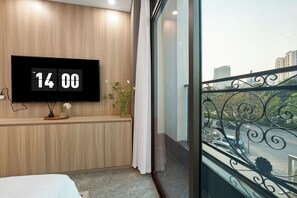 Terrace/patio - Cosmos Hotel Apartment (Hanoi)